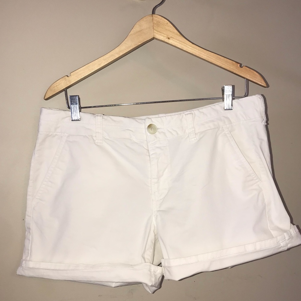 American eagle white twill shorts